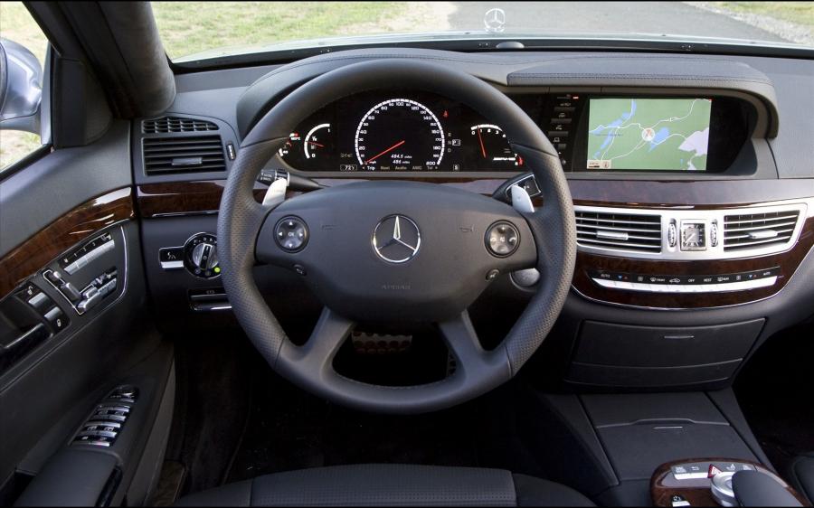  Mercedes-Benz S63 AMG 2009 года  (фото 18 из 42)